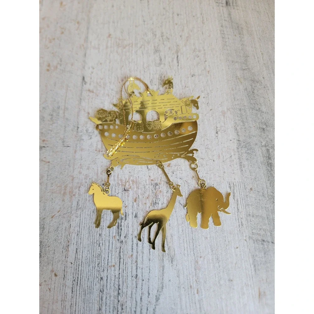 Vintage metal tin golden Noah's ark bow animals religious ornament Xmas unique